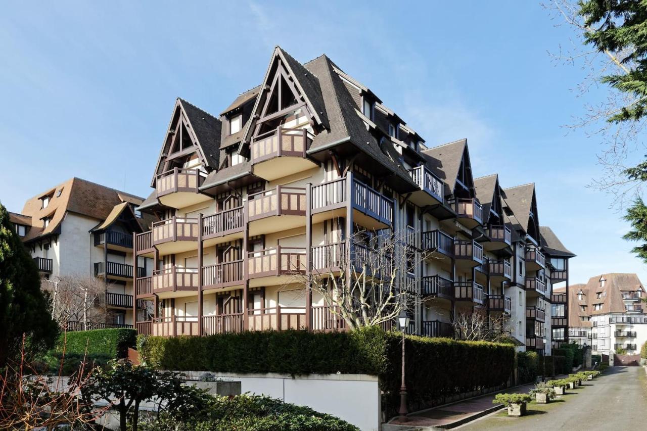 Charmant 3 Pieces Avec Jardin A 5Mn De La Plage Deauville Exterior photo